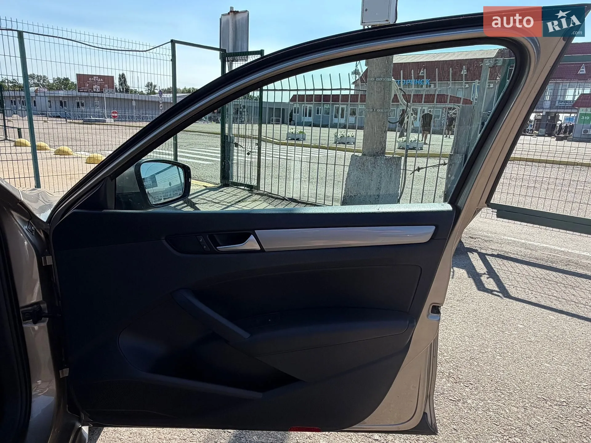 2015 Volkswagen Passat - мініатюра 26
