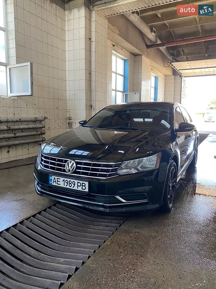2016 Volkswagen Passat - мініатюра 17