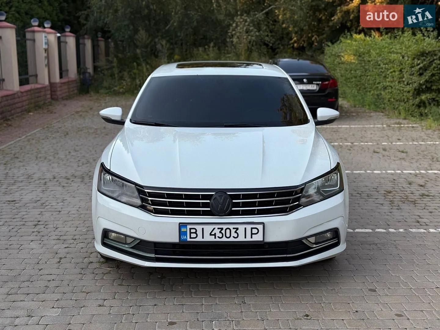 2015 Volkswagen Passat - мініатюра 2