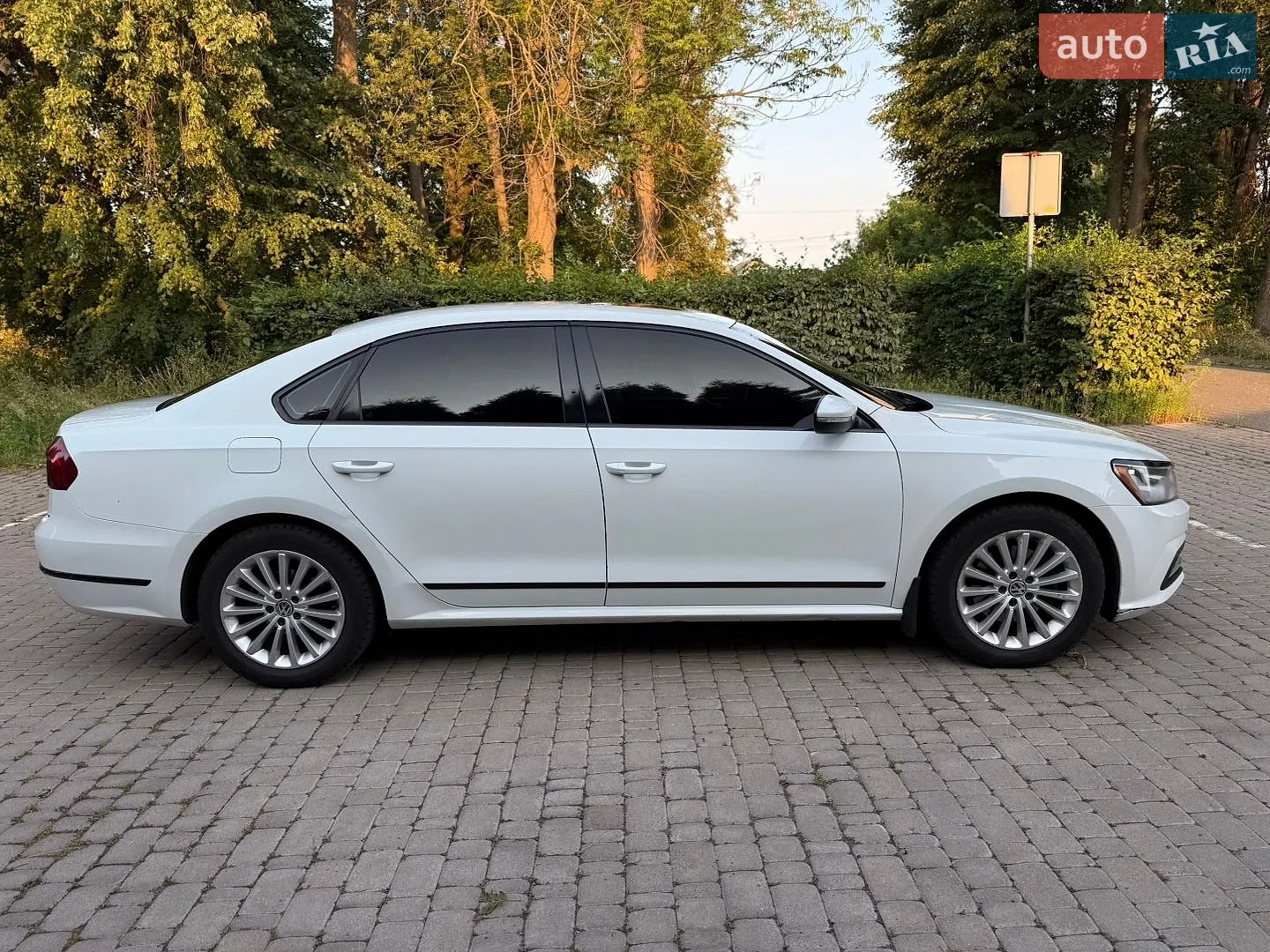2015 Volkswagen Passat - мініатюра 4