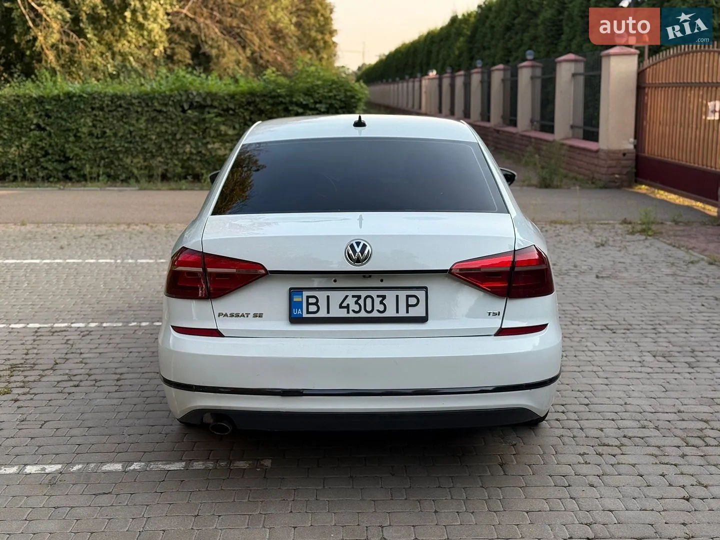 2015 Volkswagen Passat - мініатюра 6