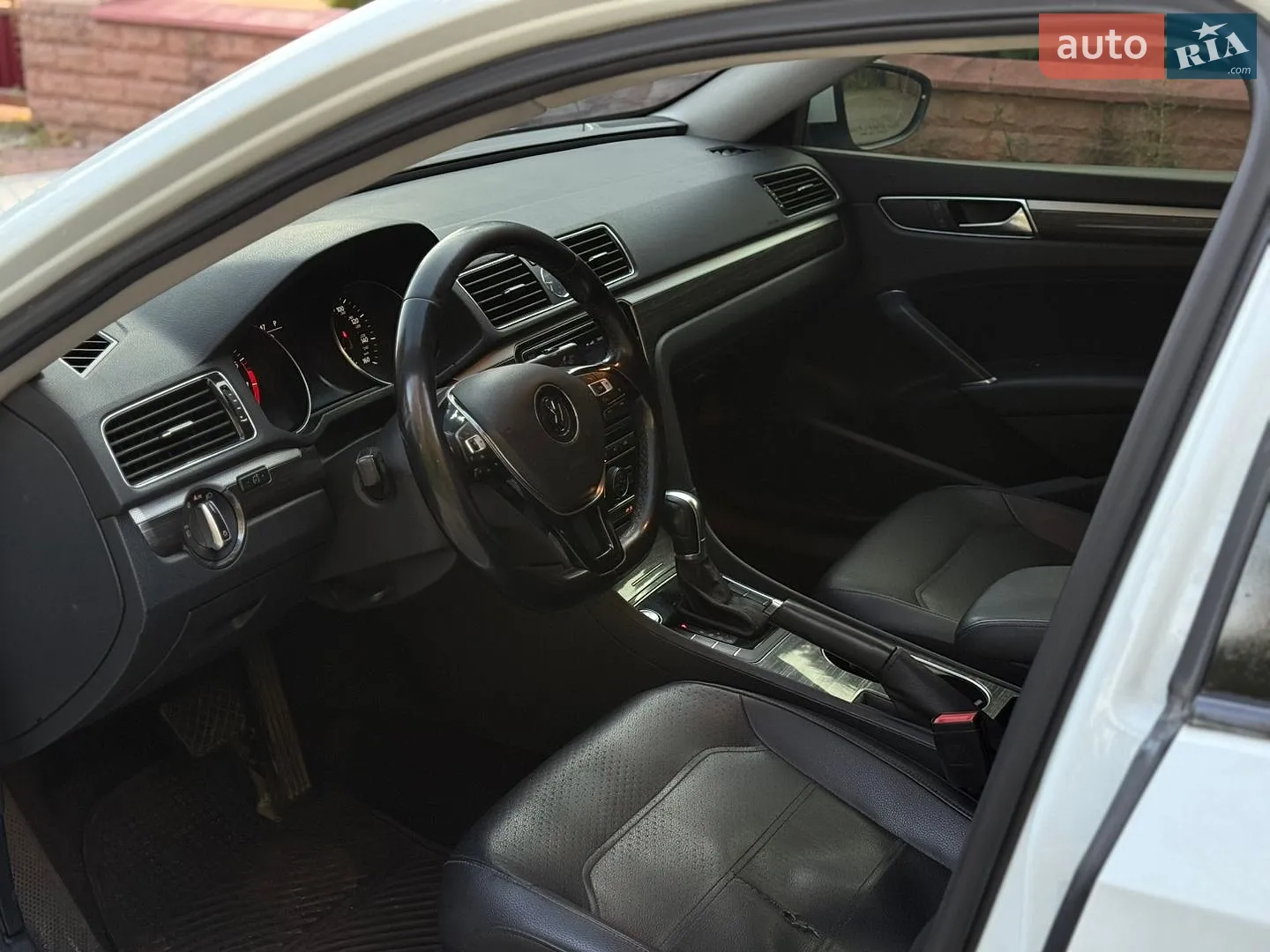 2015 Volkswagen Passat - мініатюра 13