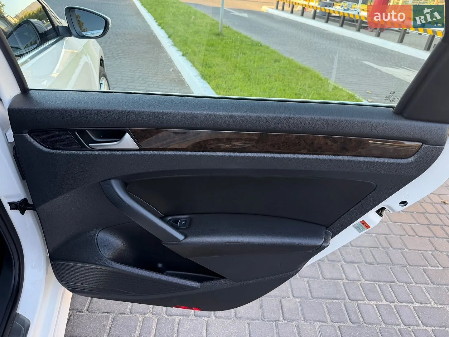 2015 Volkswagen Passat - мініатюра 31