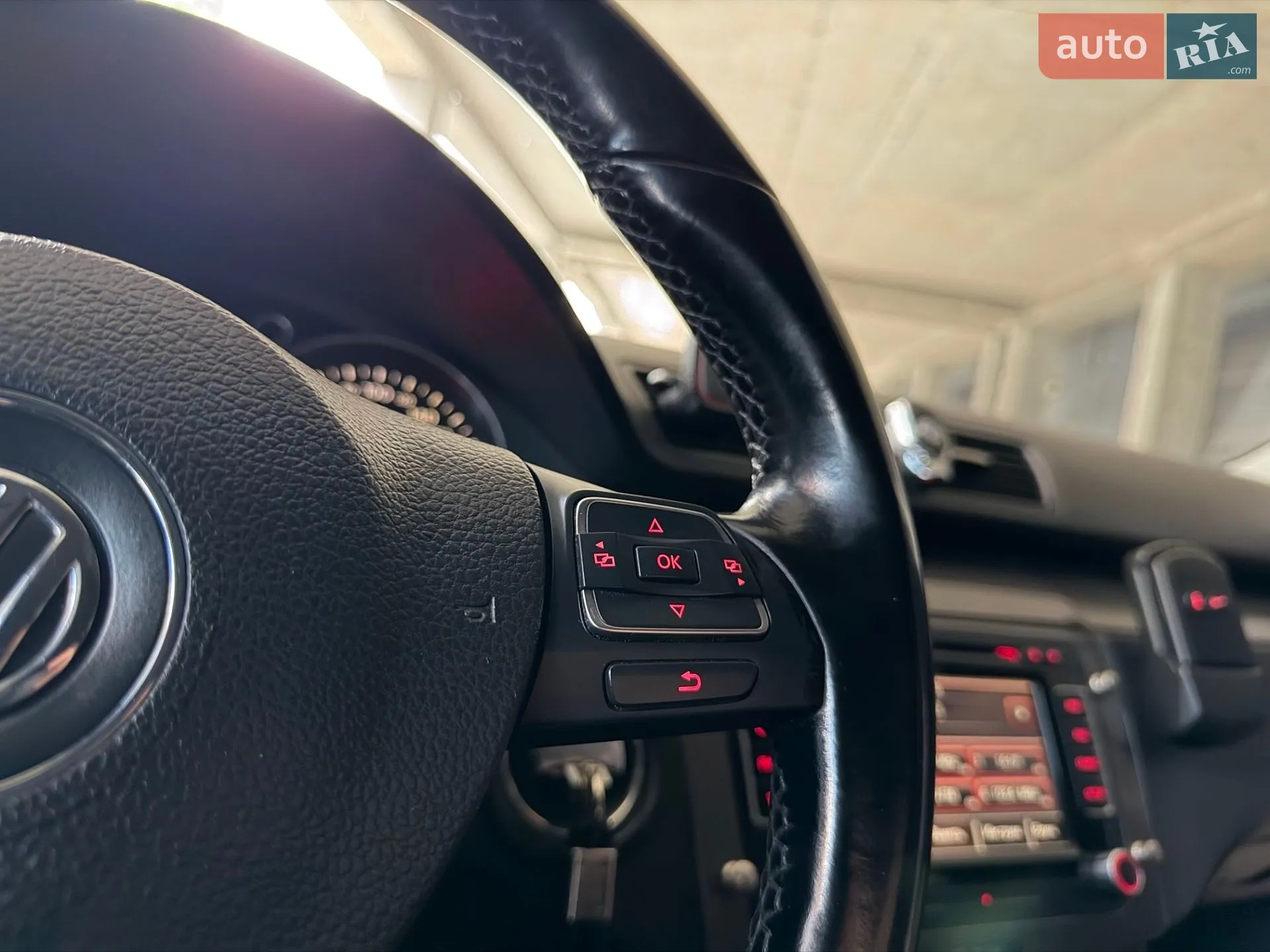 2010 Volkswagen Passat - мініатюра 29