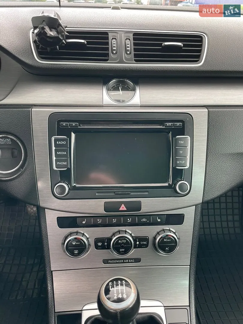 2012 Volkswagen Passat - мініатюра 19