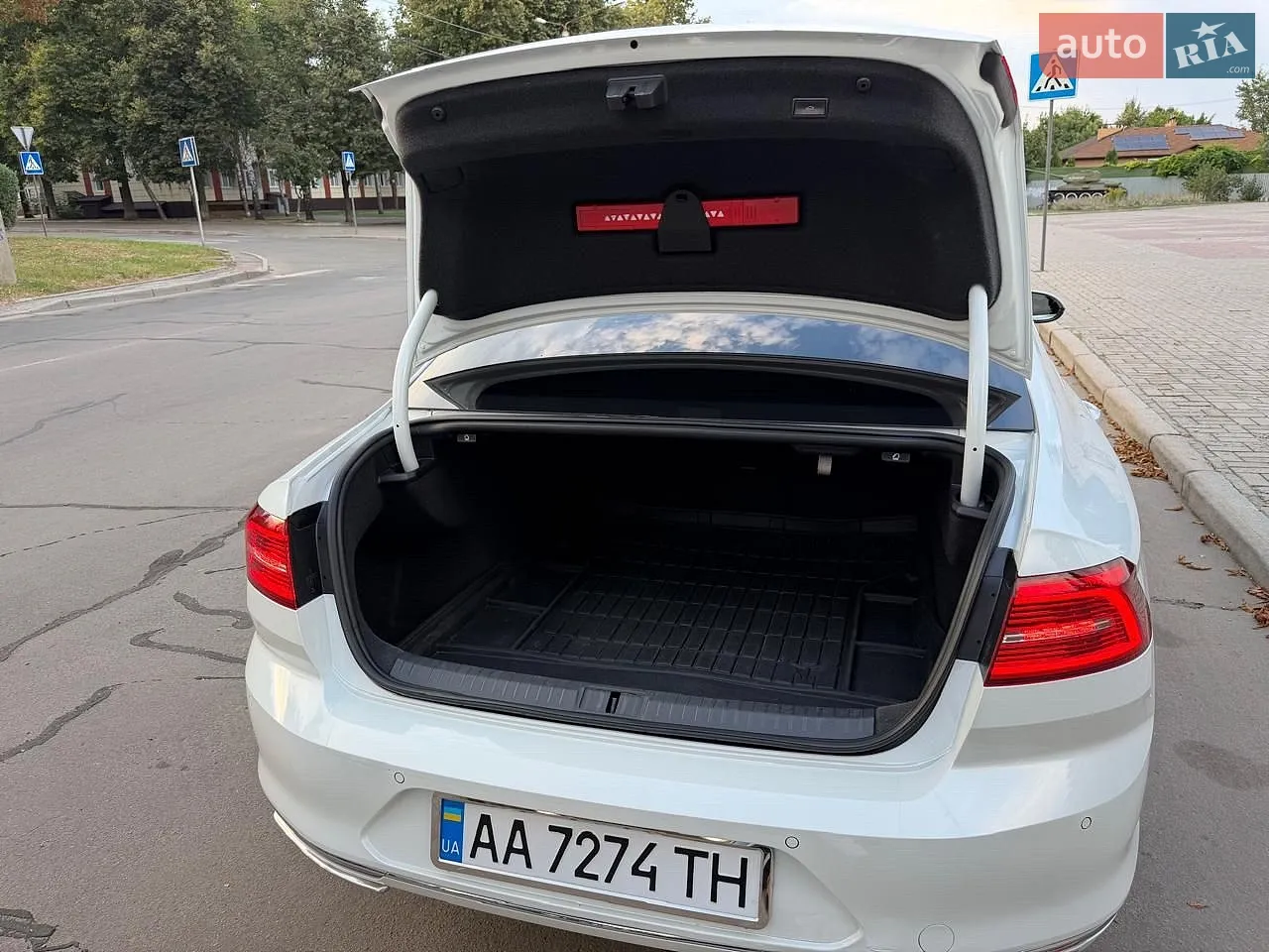 2018 Volkswagen Passat - мініатюра 11