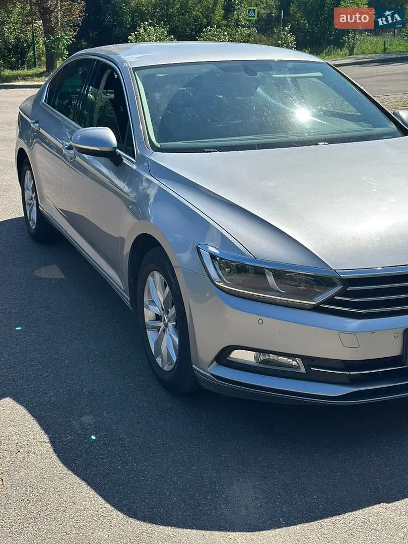 2019 Volkswagen Passat - мініатюра 4