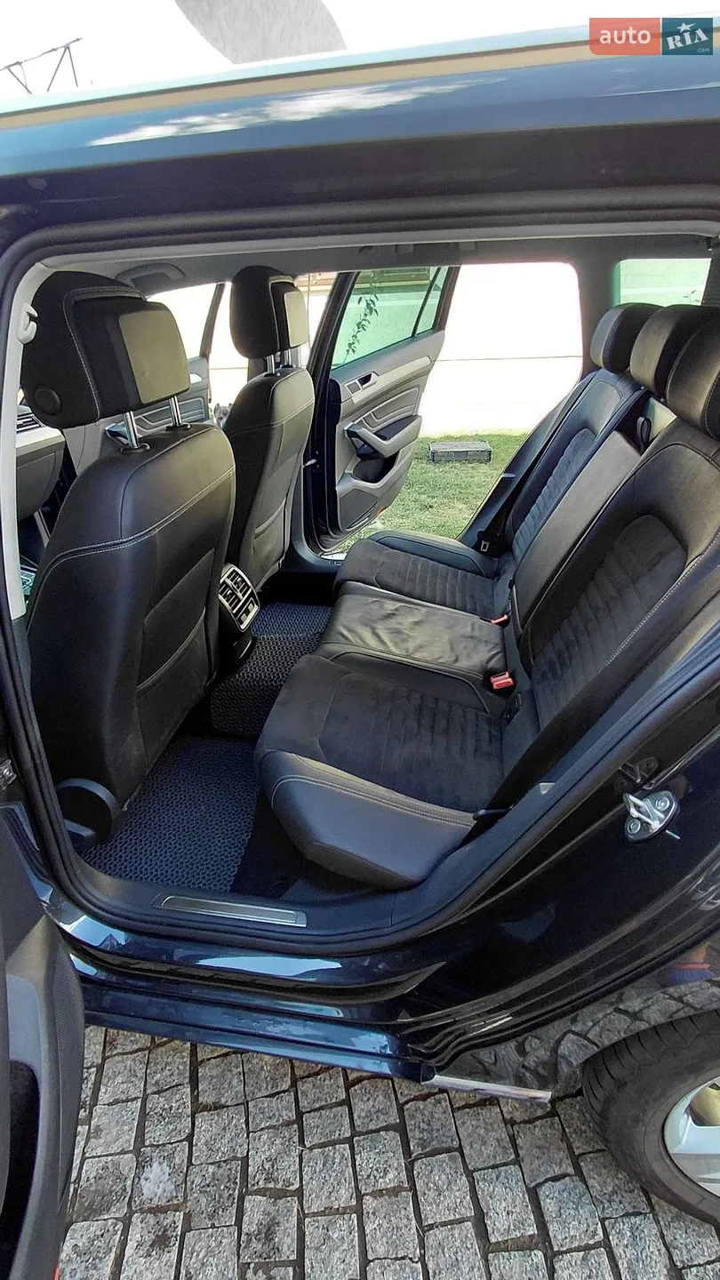 2019 Volkswagen Passat - мініатюра 16