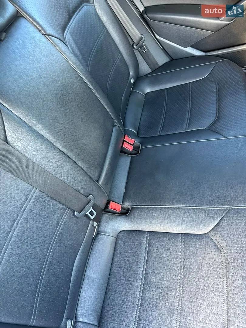 2012 Volkswagen Passat - мініатюра 11