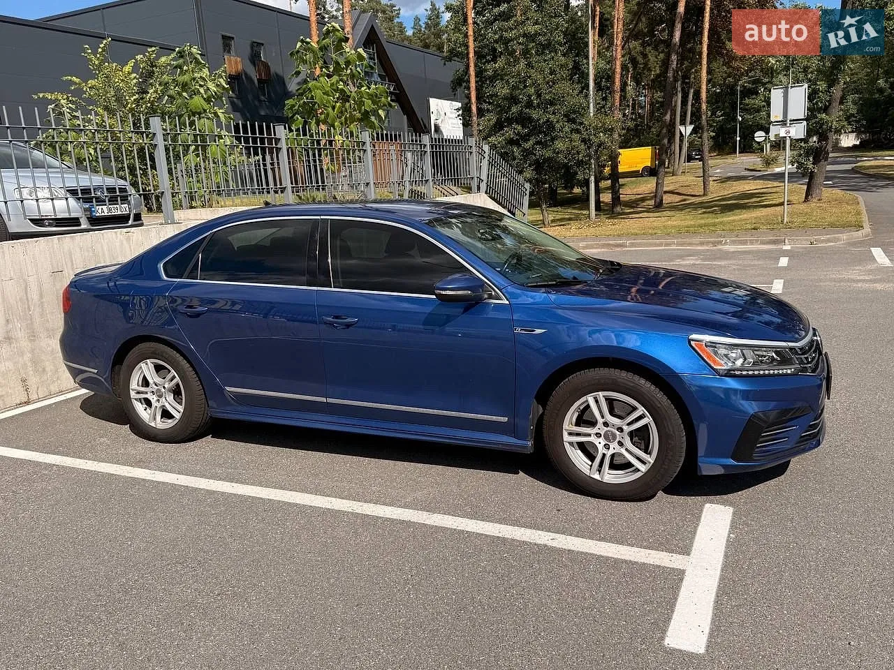 2016 Volkswagen Passat - мініатюра 4