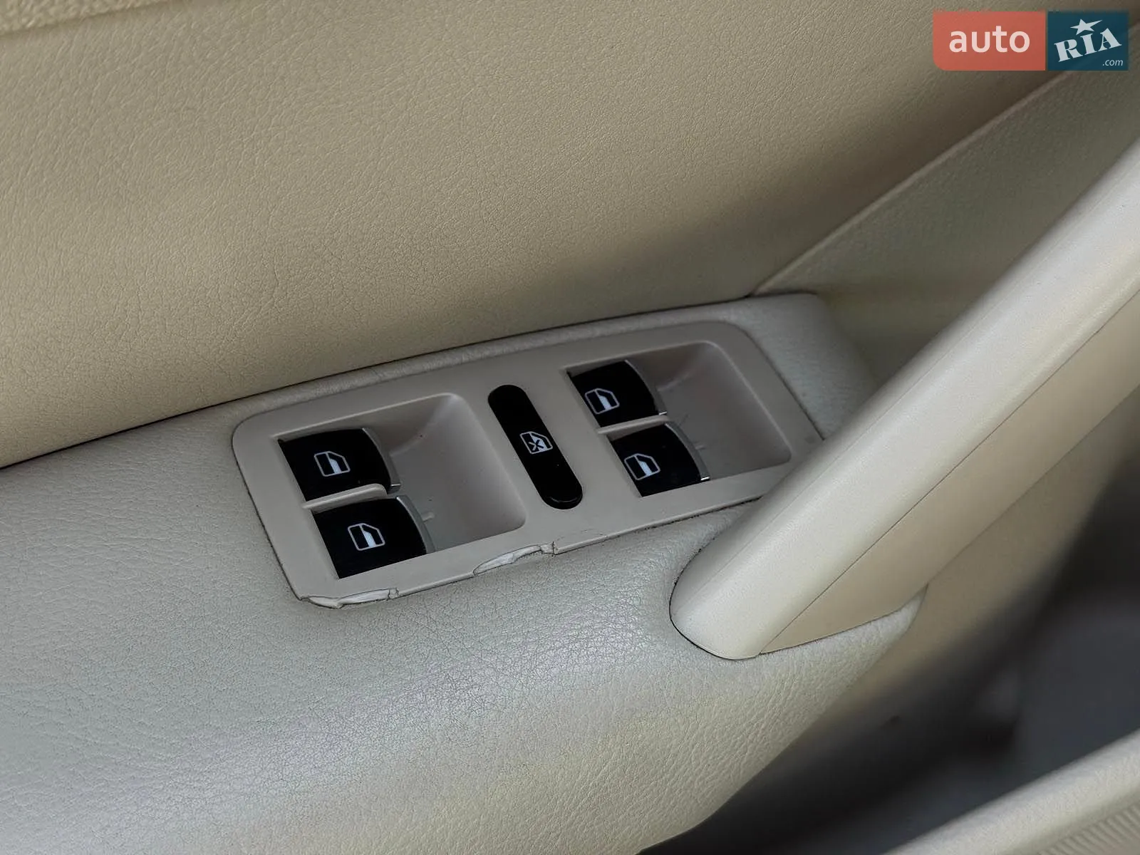 2013 Volkswagen Passat - мініатюра 11