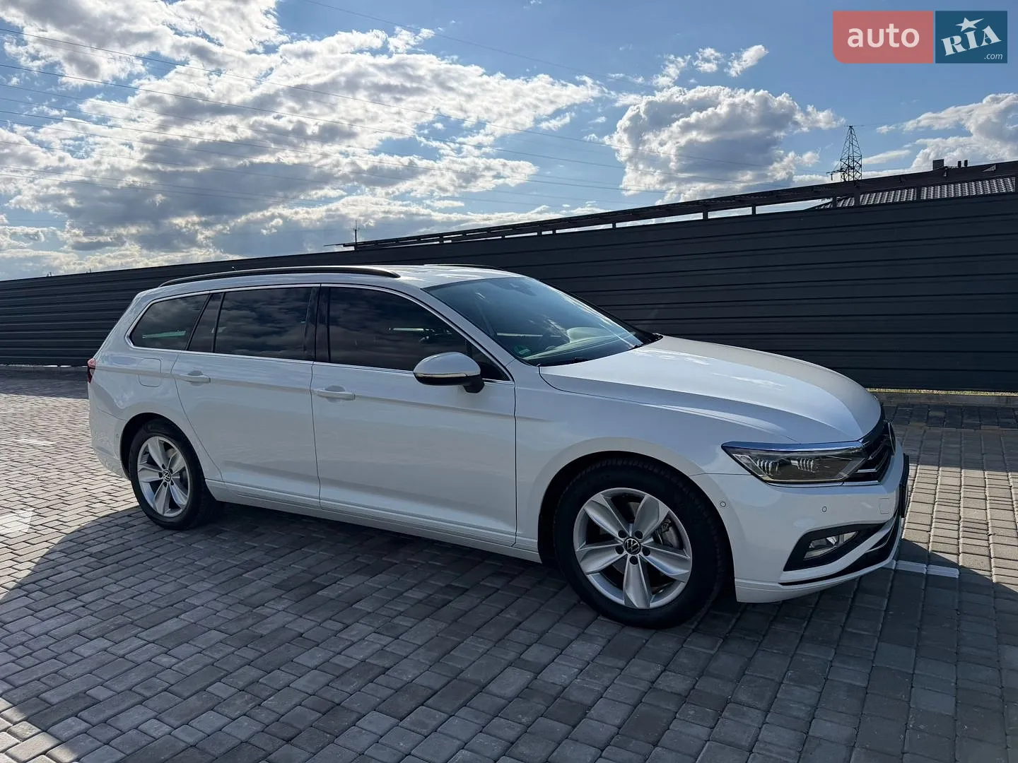 2022 Volkswagen Passat - мініатюра 214