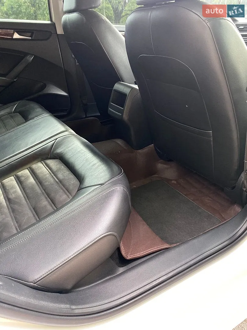 2012 Volkswagen Passat - мініатюра 10
