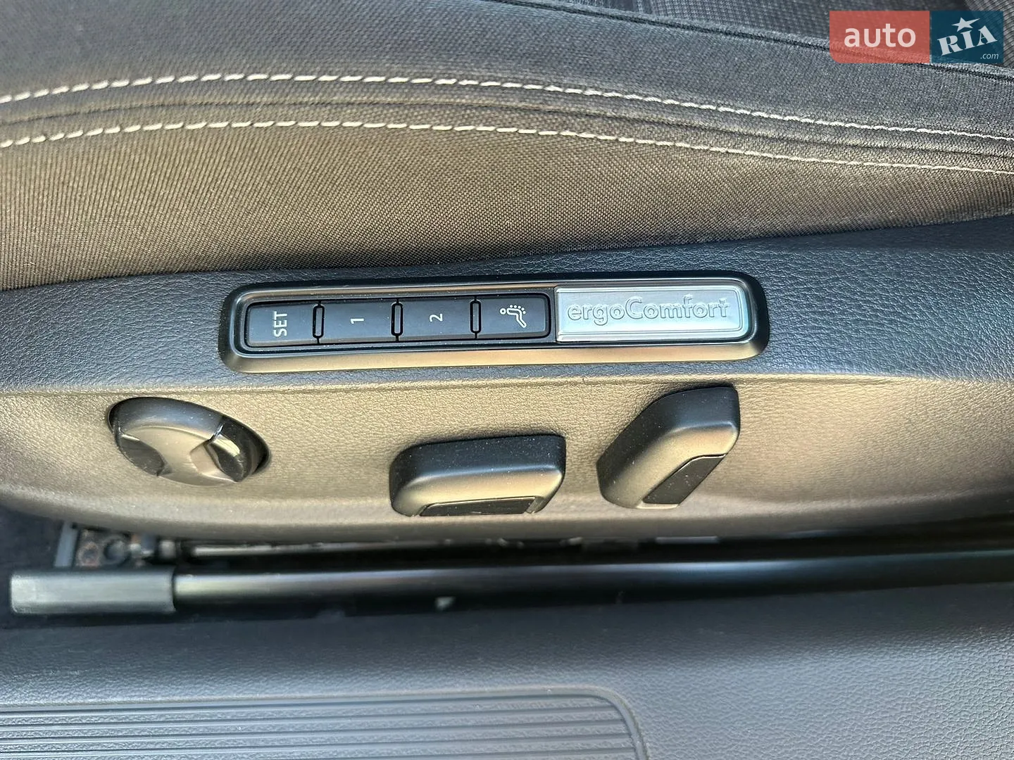 2016 Volkswagen Passat - мініатюра 15
