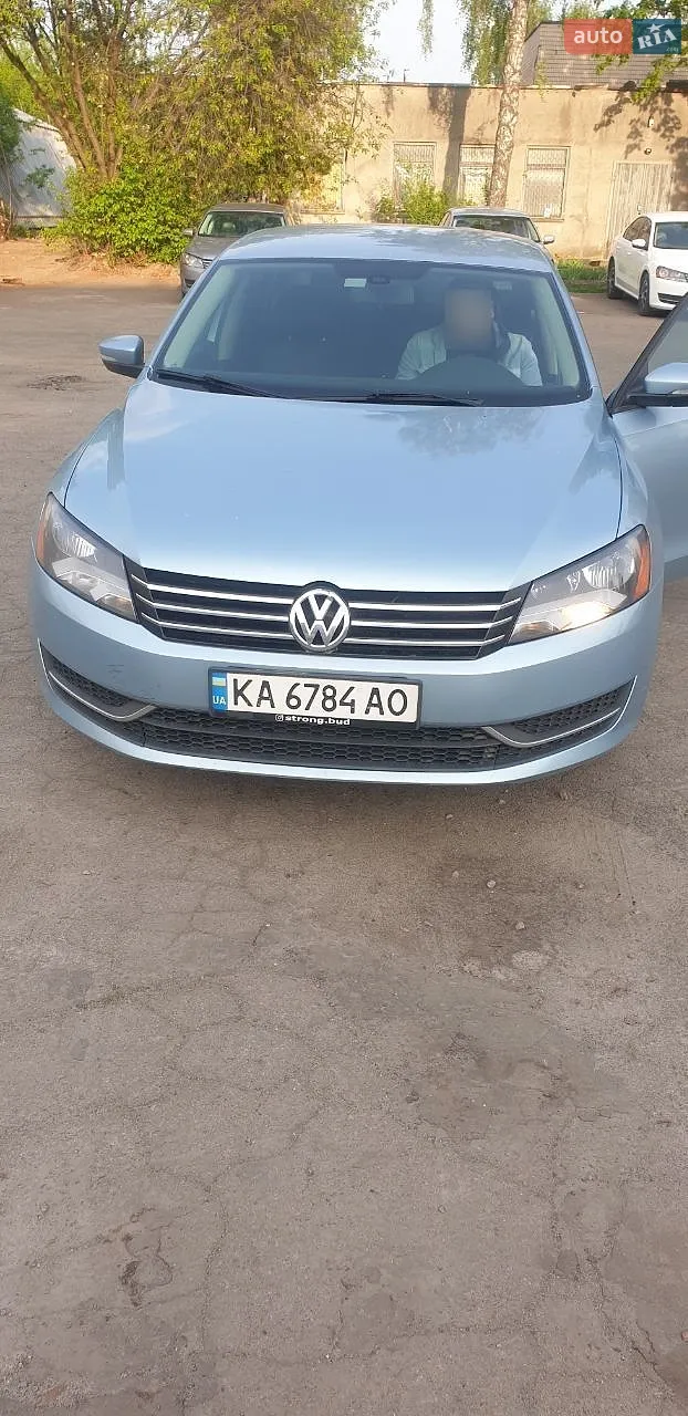 2012 Volkswagen Passat - фото 1