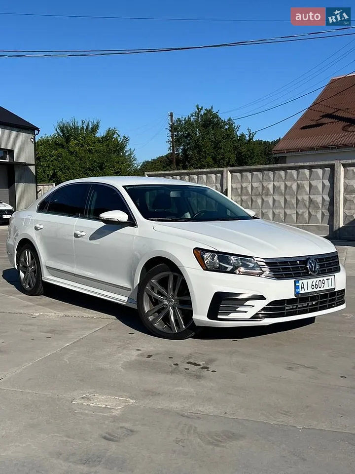 2015 Volkswagen Passat - мініатюра 16