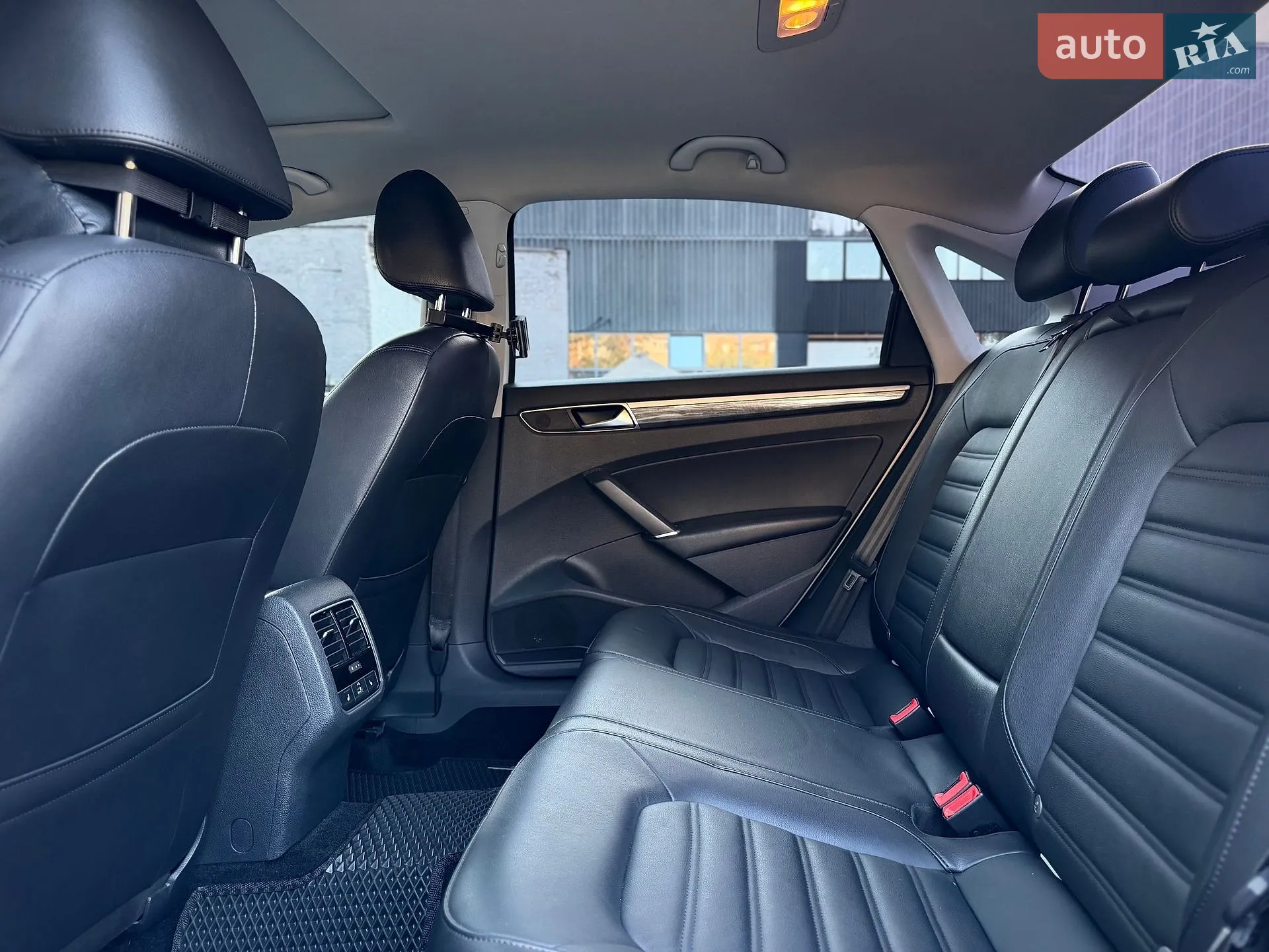 2018 Volkswagen Passat - мініатюра 21