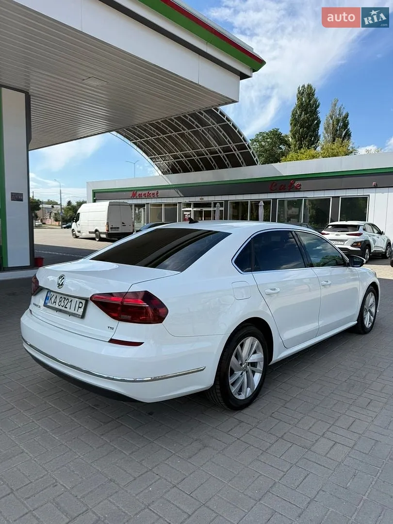 2018 Volkswagen Passat - мініатюра 6