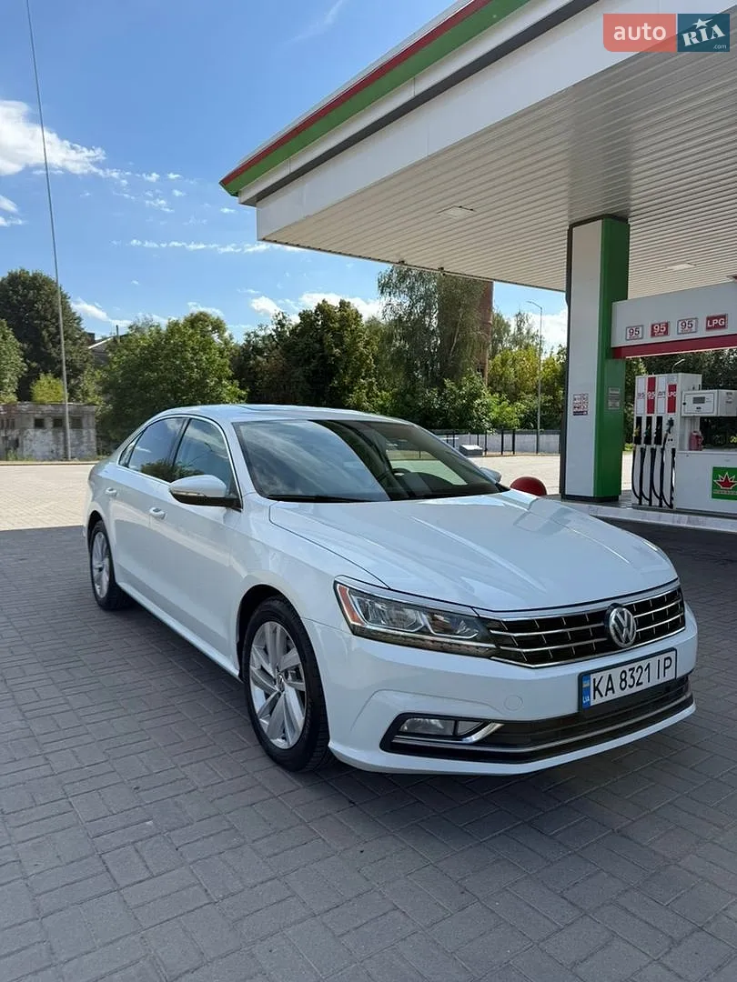 2018 Volkswagen Passat - мініатюра 10