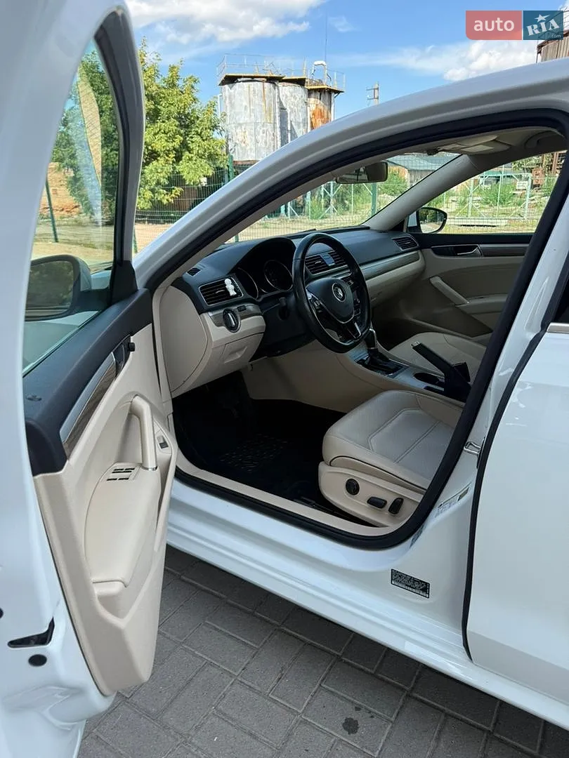 2018 Volkswagen Passat - мініатюра 11