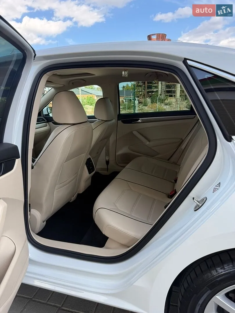 2018 Volkswagen Passat - мініатюра 13