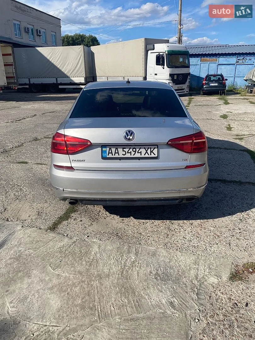 2016 Volkswagen Passat - мініатюра 3