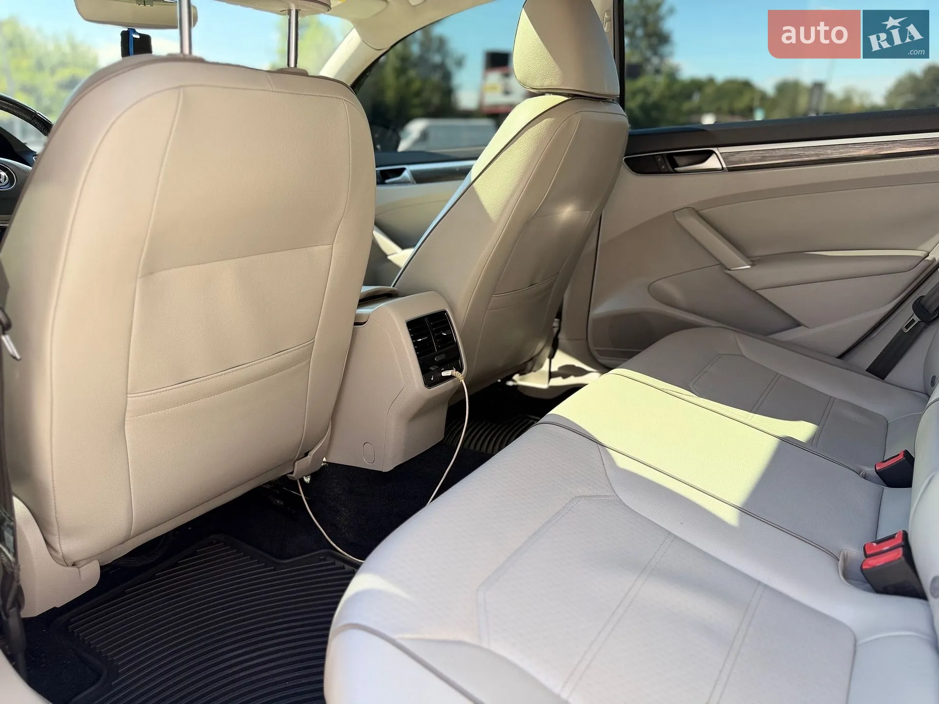2016 Volkswagen Passat - мініатюра 26