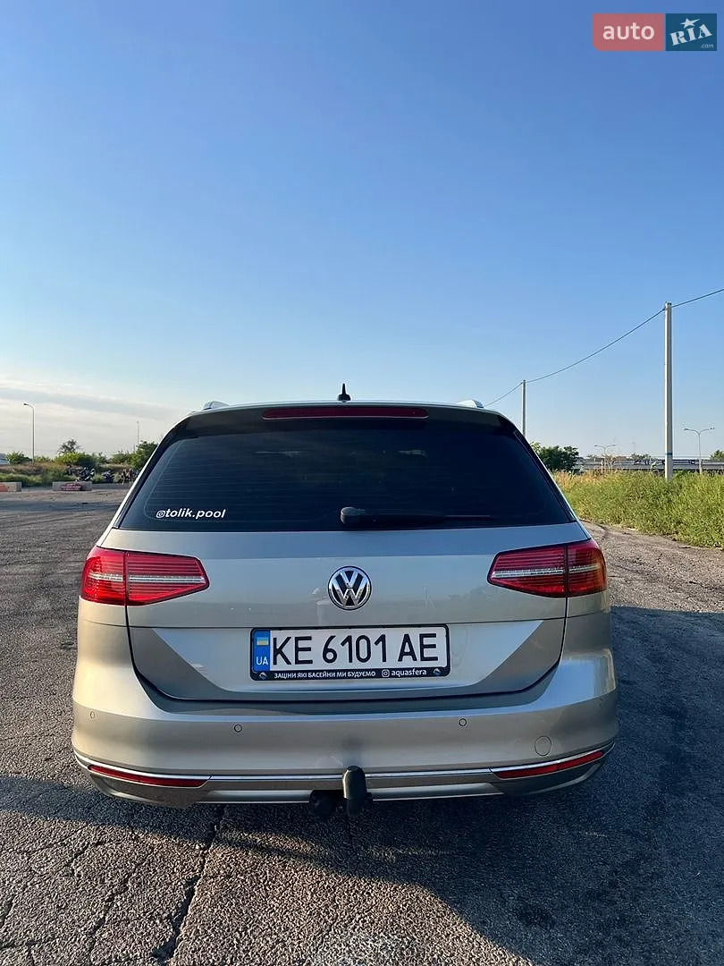 2015 Volkswagen Passat - мініатюра 12