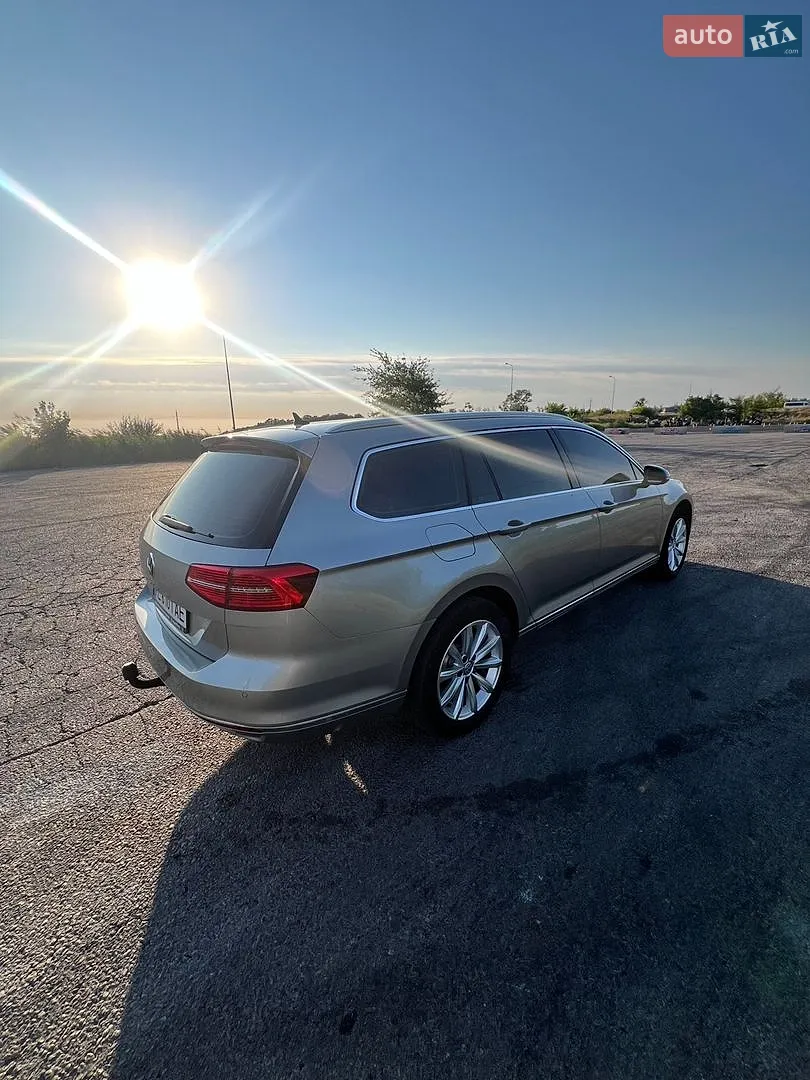 2015 Volkswagen Passat - мініатюра 17