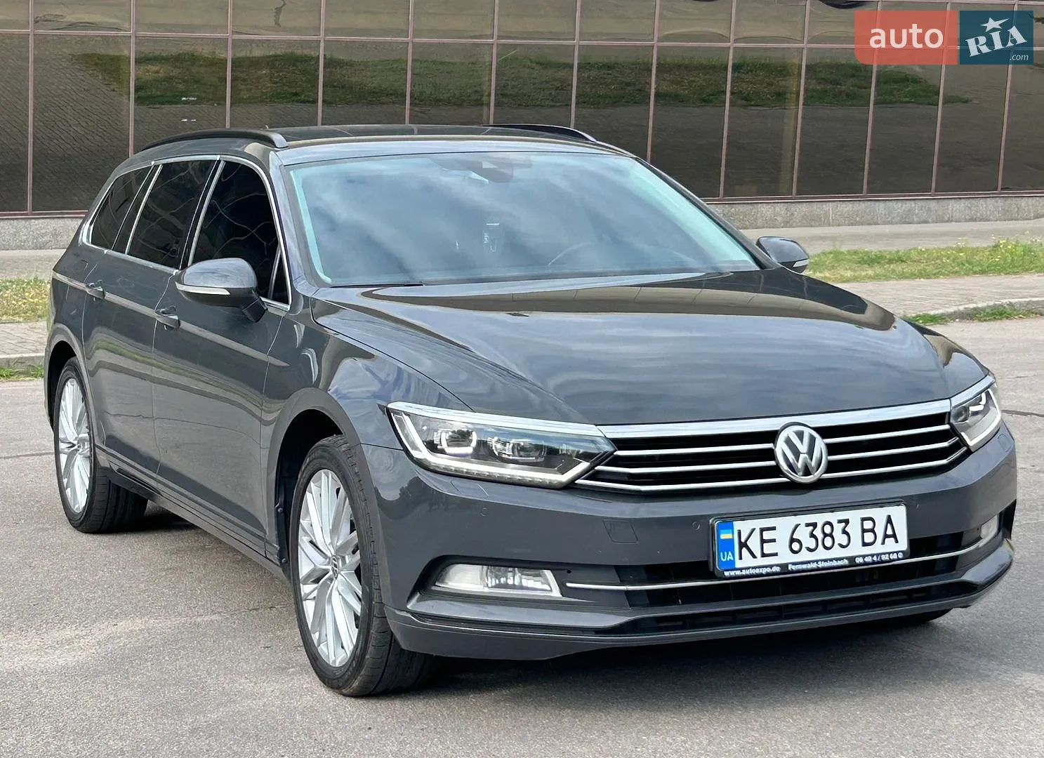 2017 Volkswagen Passat - мініатюра 8