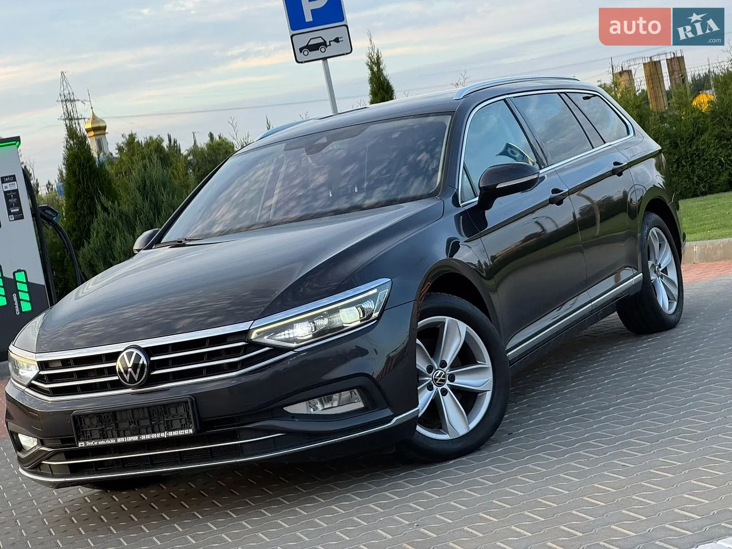 2022 Volkswagen Passat - мініатюра 2