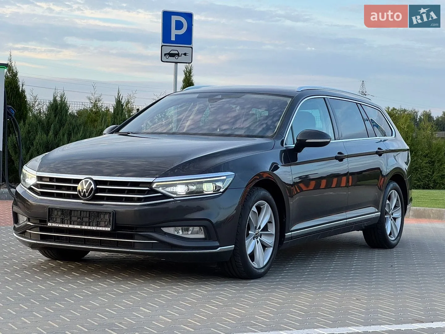 2022 Volkswagen Passat - мініатюра 8