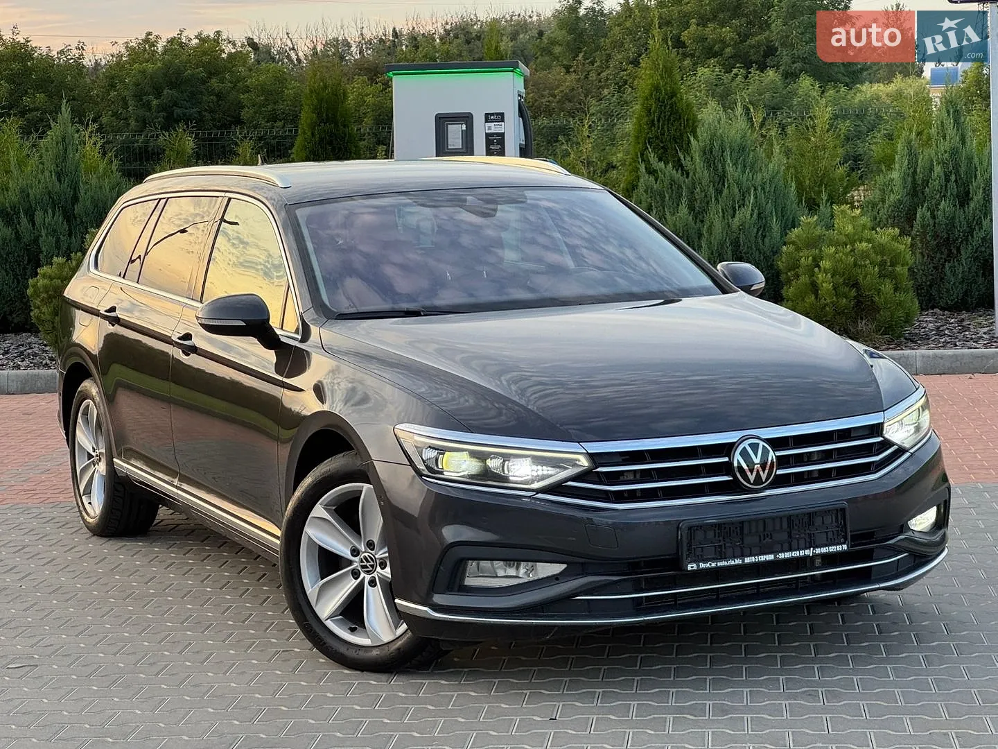 2022 Volkswagen Passat - мініатюра 12