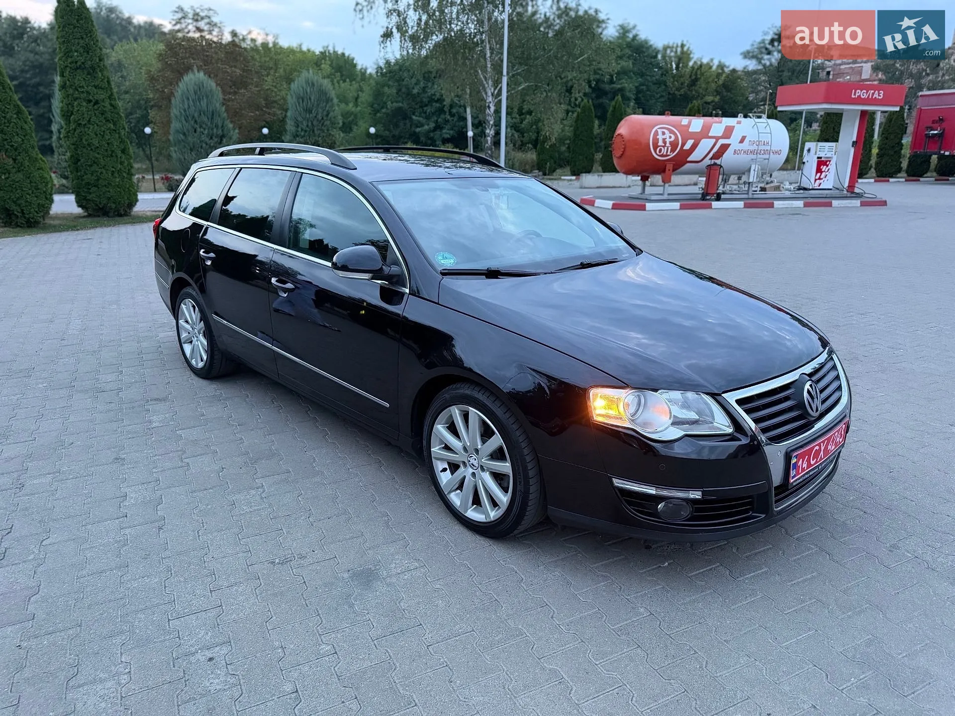 2010 Volkswagen Passat - мініатюра 6
