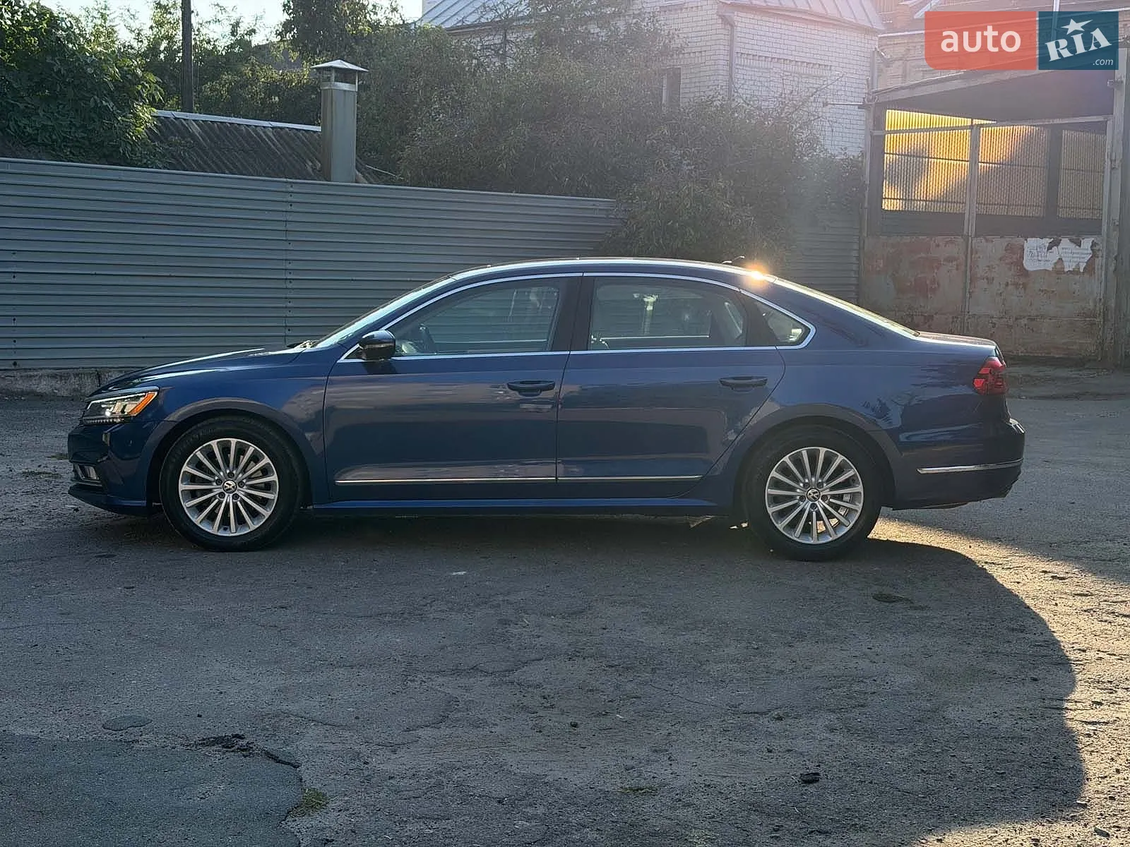 2016 Volkswagen Passat - мініатюра 3