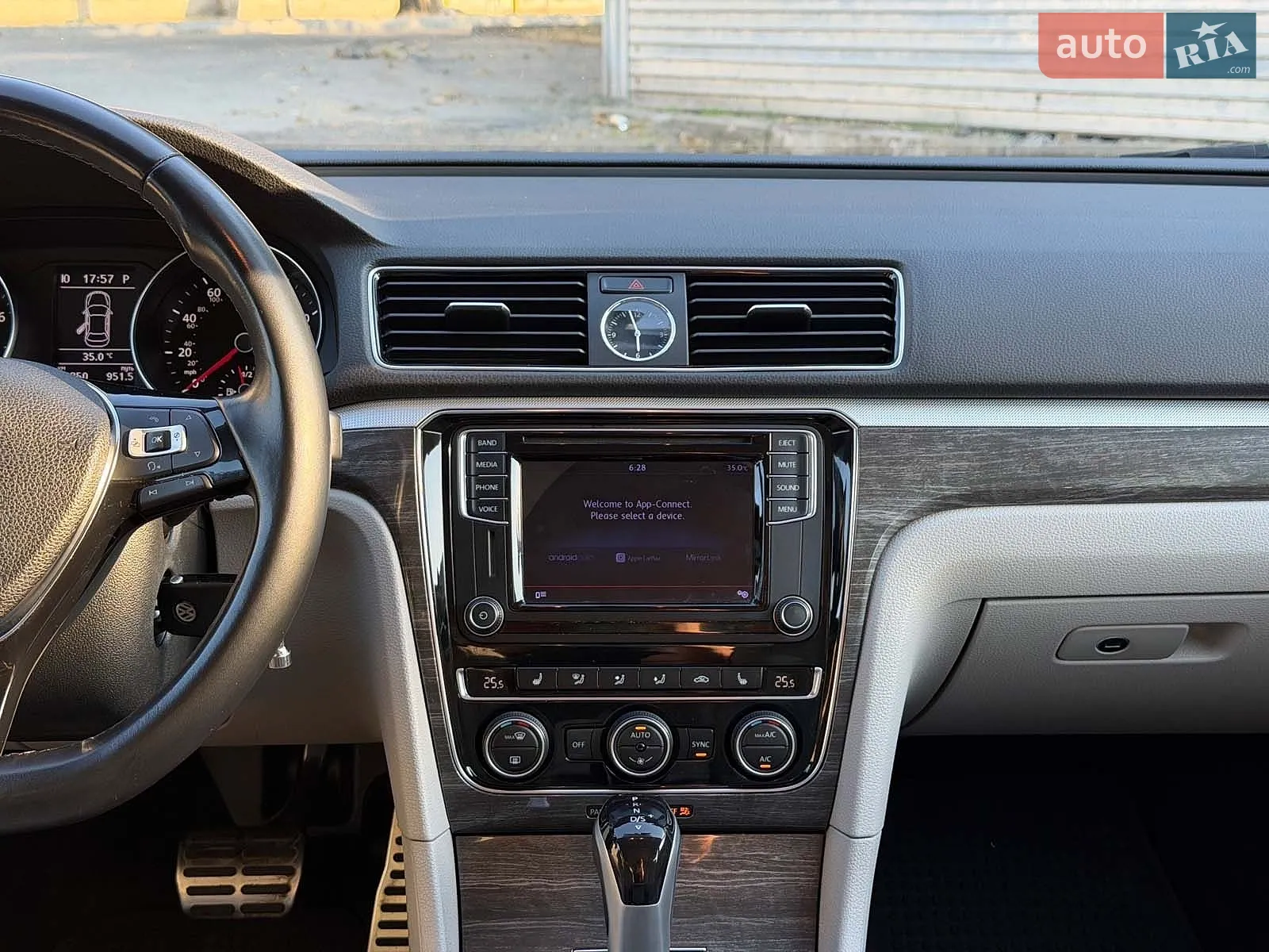 2016 Volkswagen Passat - мініатюра 25