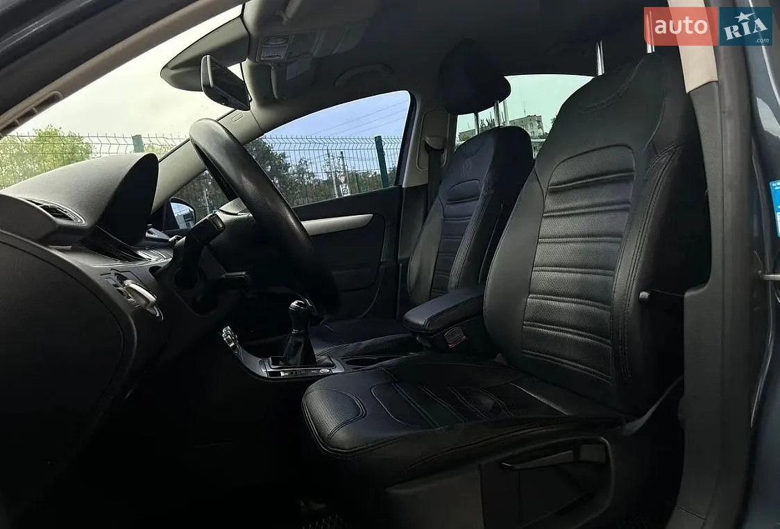 2012 Volkswagen Passat - мініатюра 5