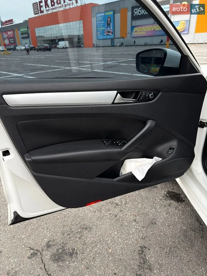 2012 Volkswagen Passat - мініатюра 10