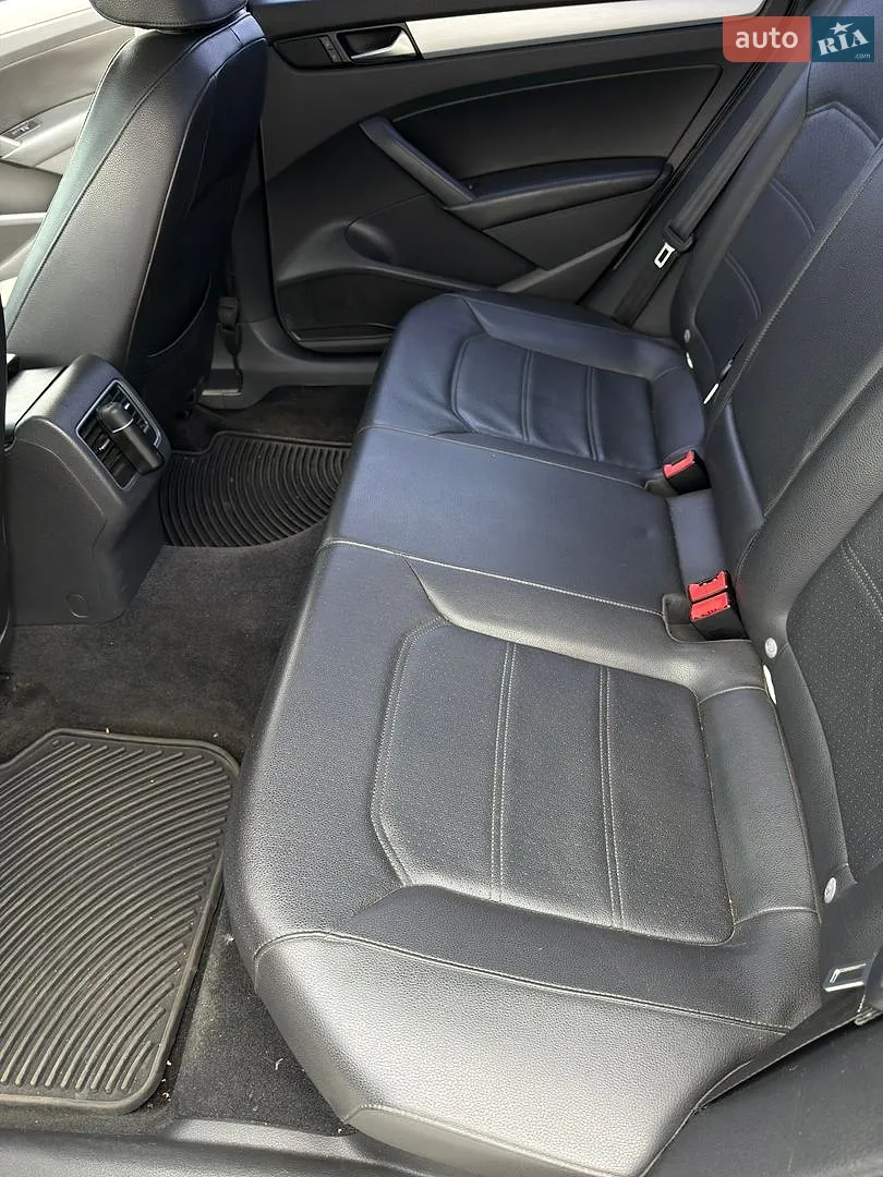 2012 Volkswagen Passat - мініатюра 11