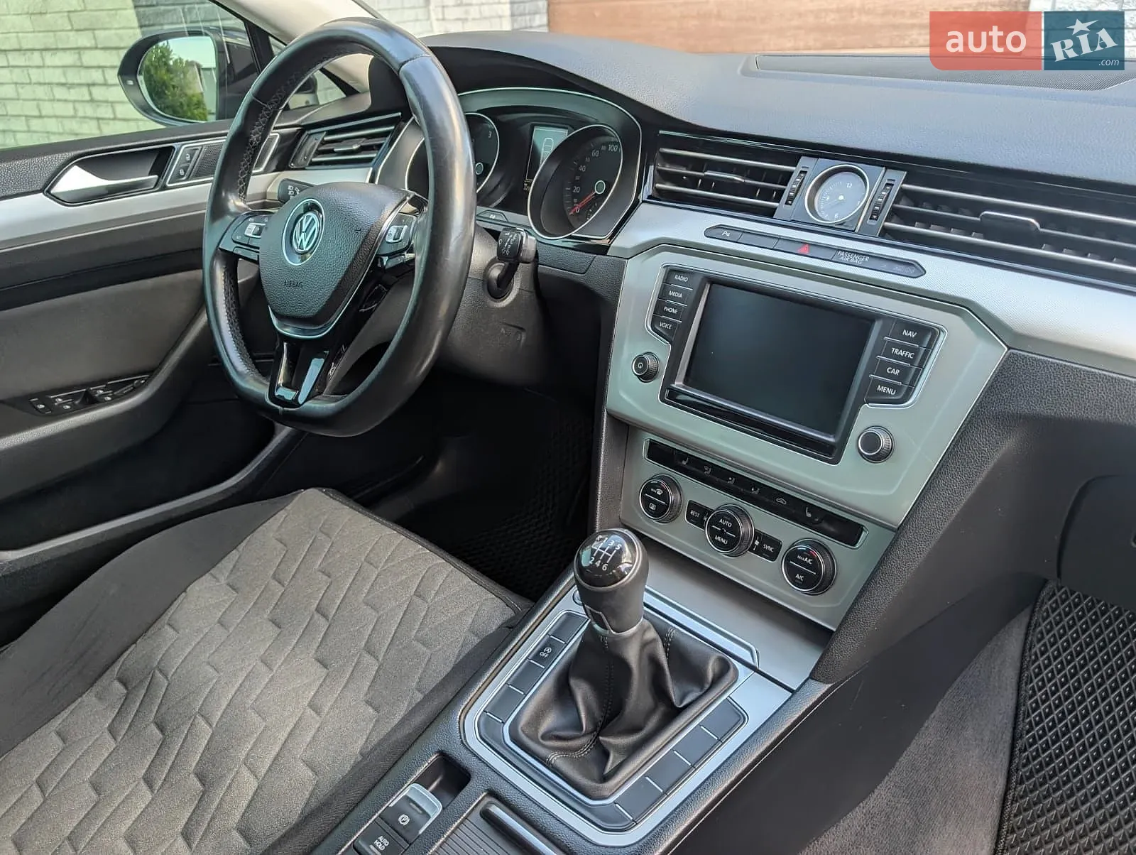 2015 Volkswagen Passat - мініатюра 23