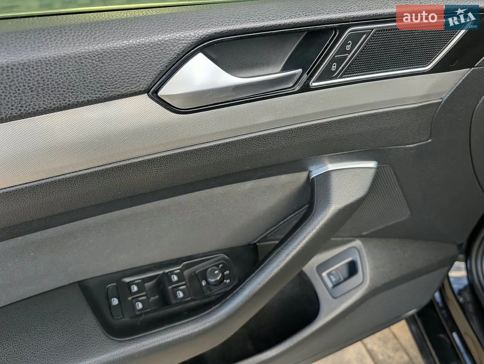 2015 Volkswagen Passat - мініатюра 20