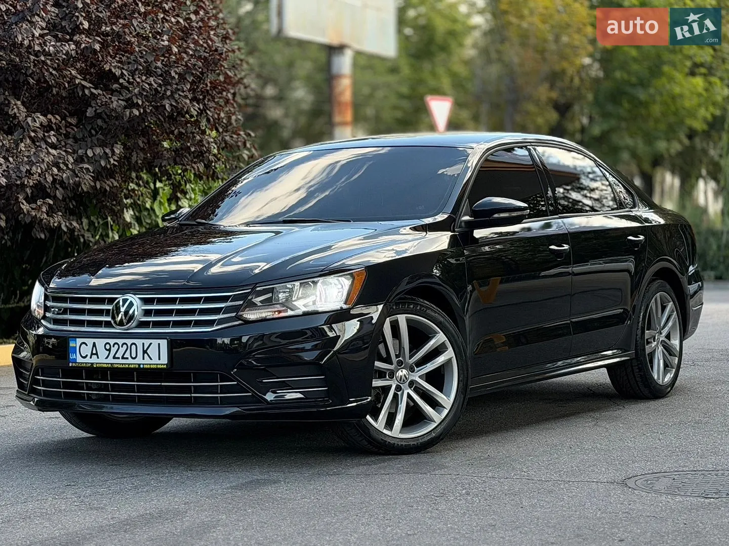 2017 Volkswagen Passat - фото 1