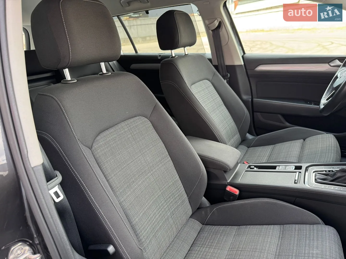 2019 Volkswagen Passat - мініатюра 32