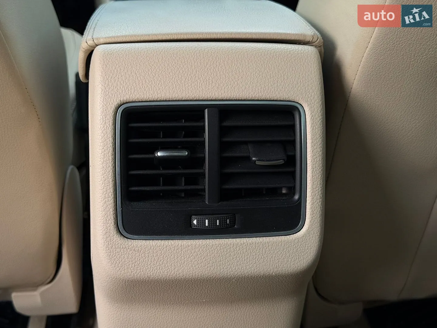 2014 Volkswagen Passat - мініатюра 24