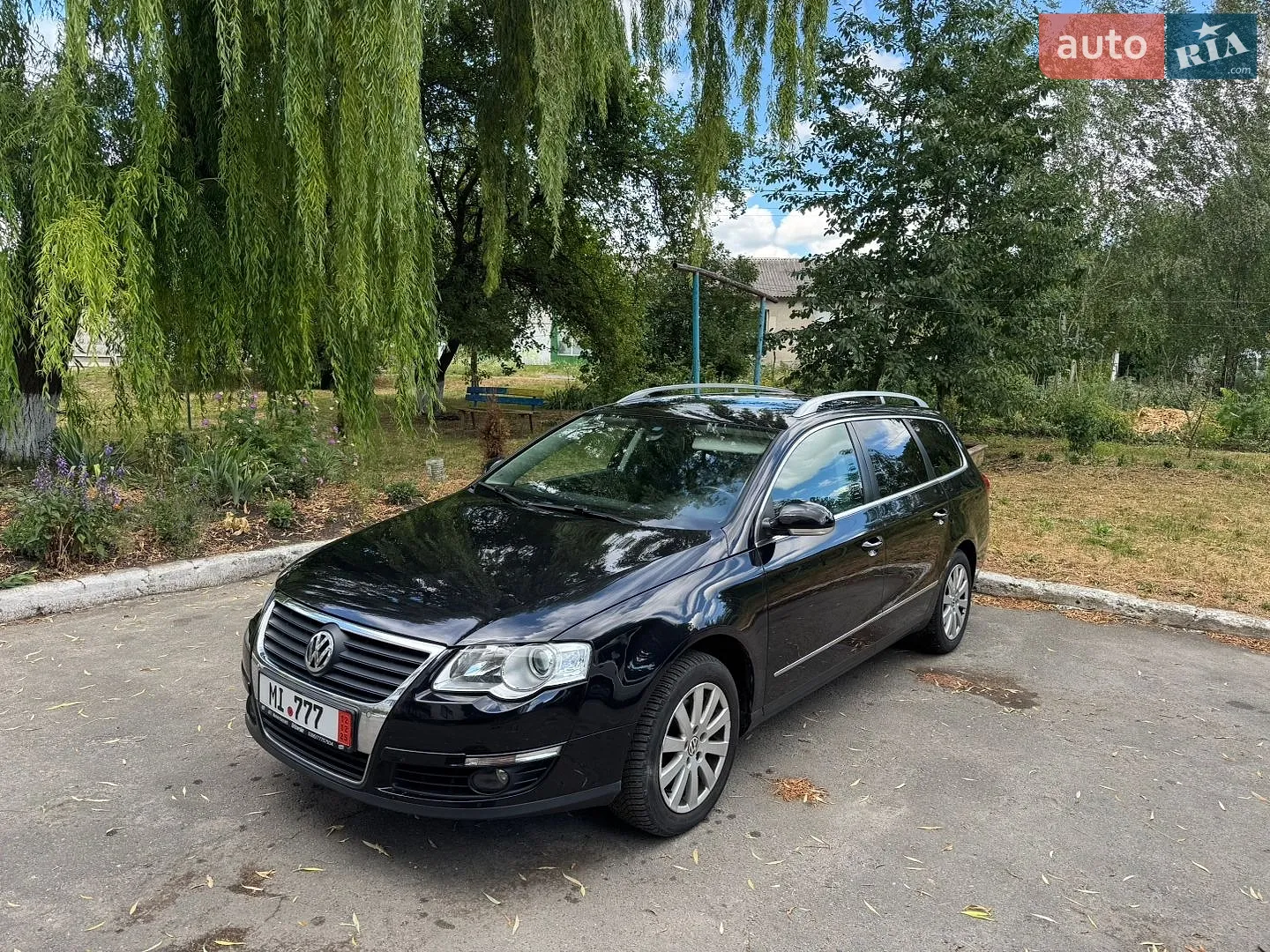 2010 Volkswagen Passat - мініатюра 2
