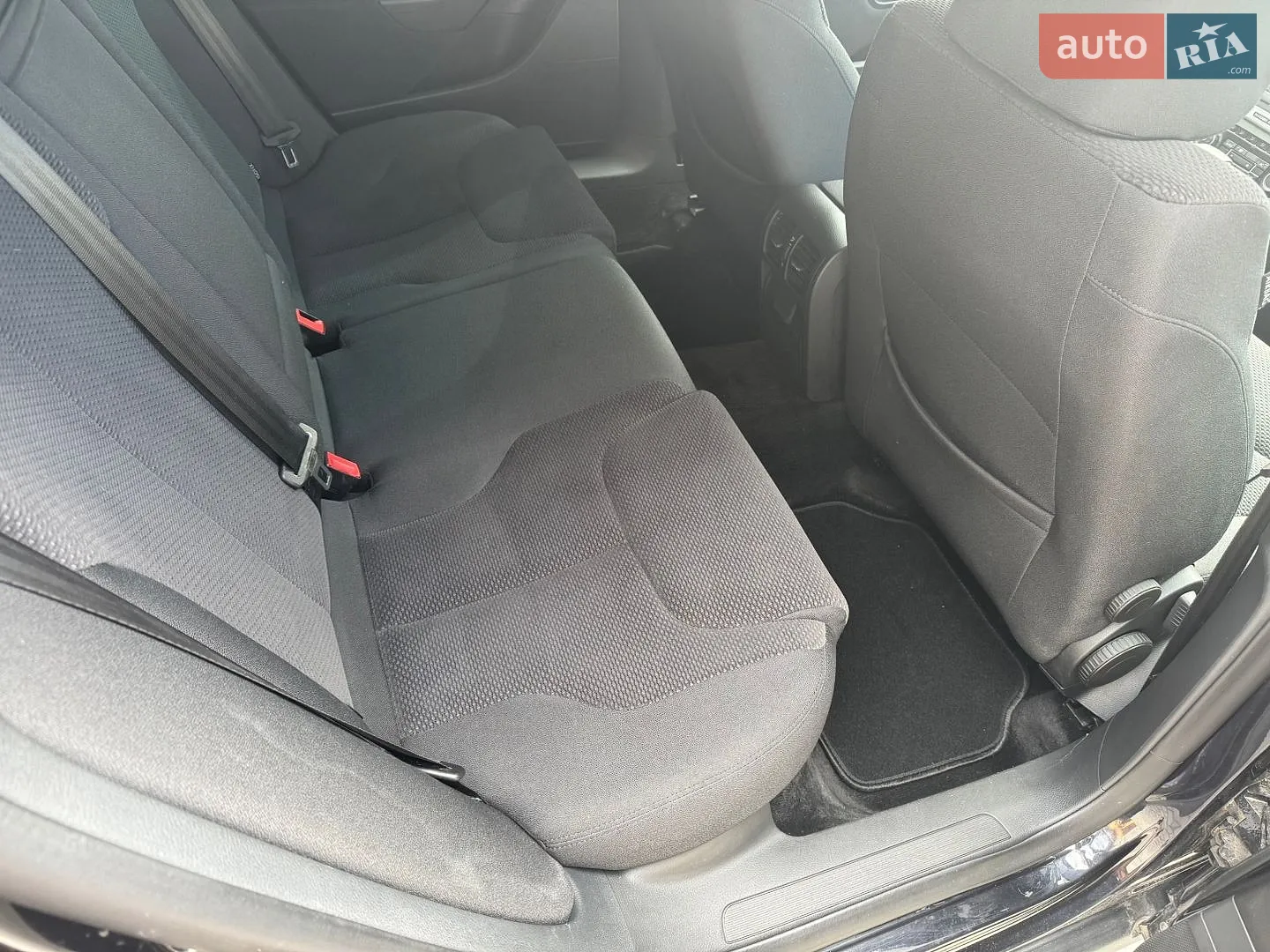 2010 Volkswagen Passat - мініатюра 17