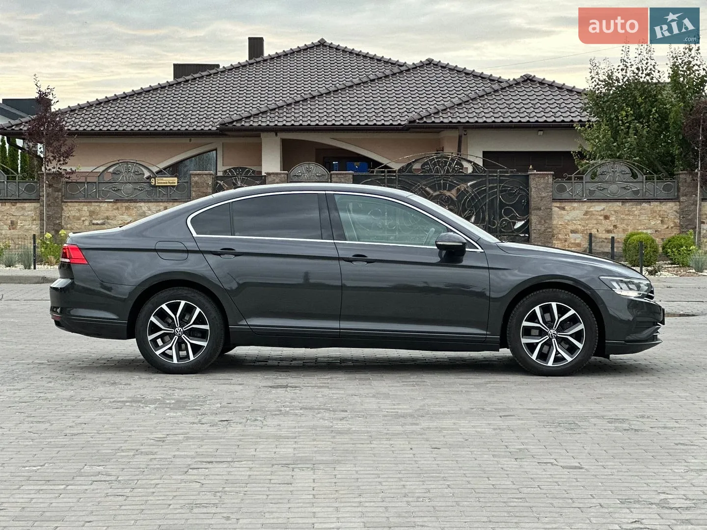 2021 Volkswagen Passat - мініатюра 6
