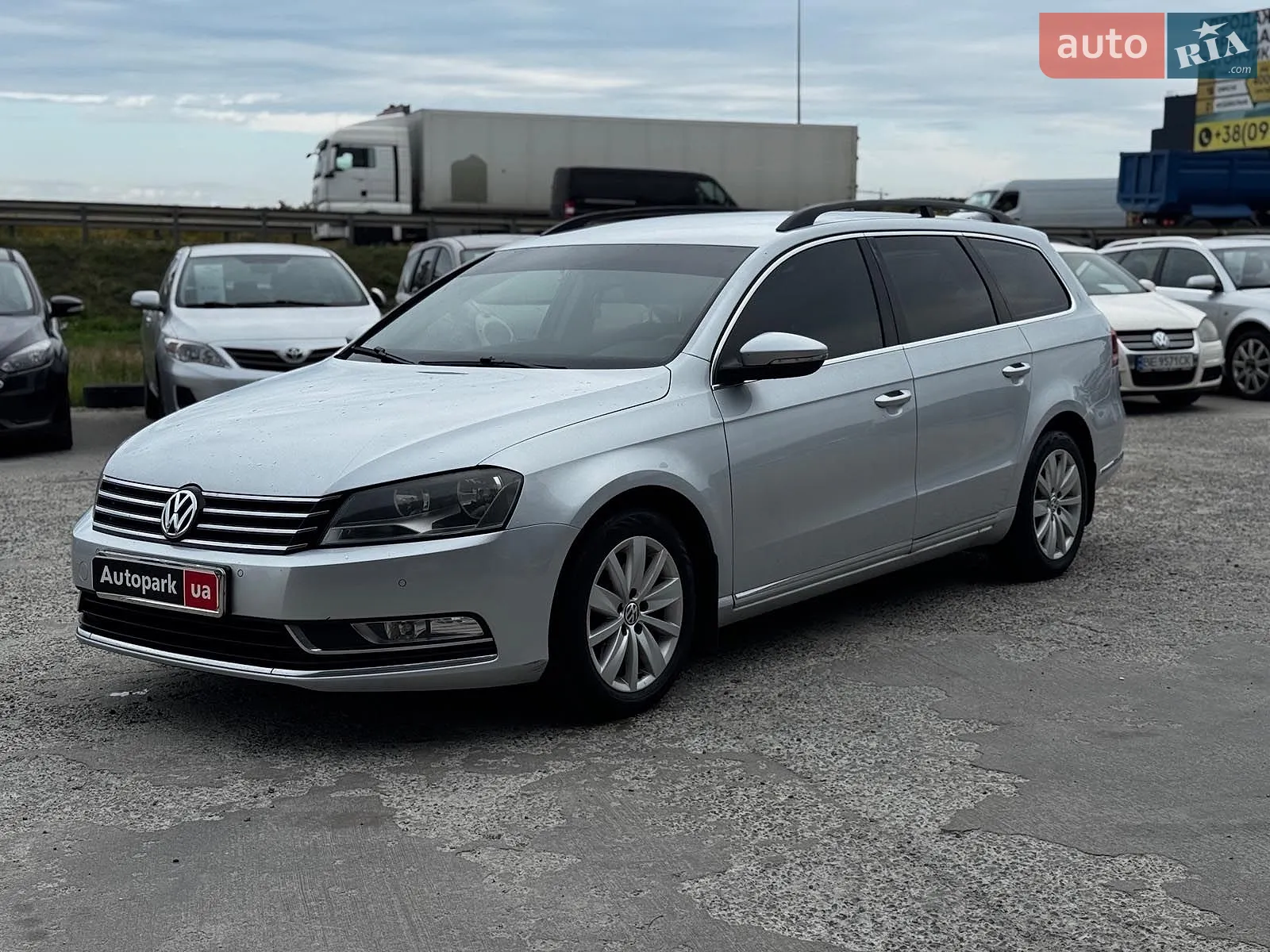 2014 Volkswagen Passat - фото 1