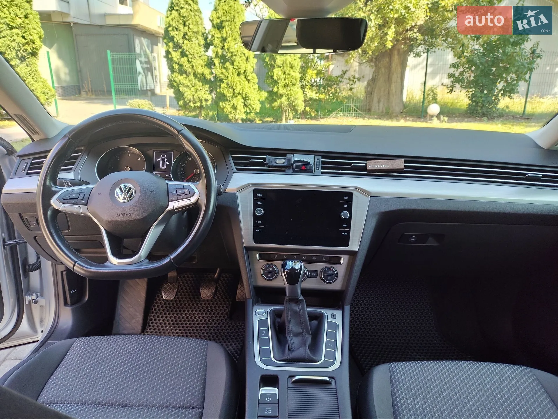 2020 Volkswagen Passat - мініатюра 32