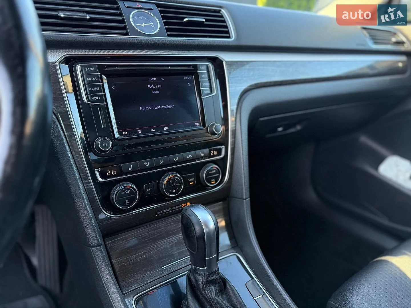 2016 Volkswagen Passat - мініатюра 21